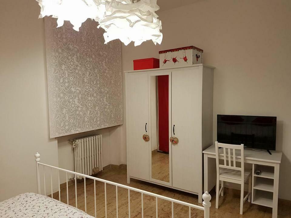 B&B Lefarfalle แฟร์รารา ภายนอก รูปภาพ