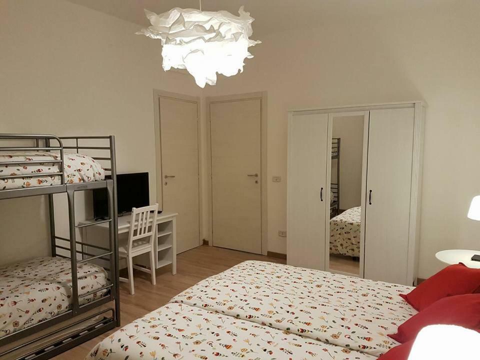 B&B Lefarfalle แฟร์รารา ภายนอก รูปภาพ